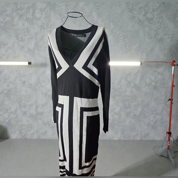 New York & Company Black and White Long Sleeve Dress Size L - Picture 2 of 4